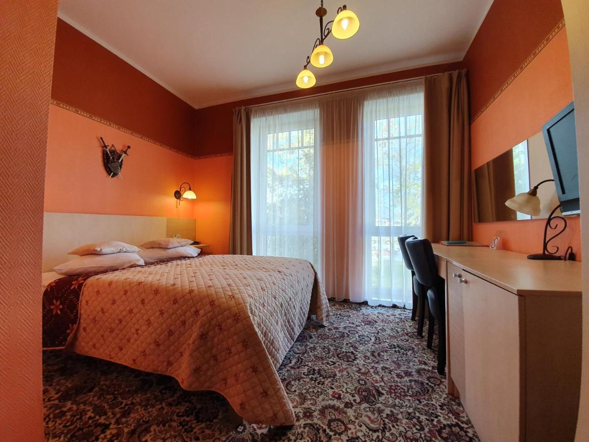 Hotel Pils With Self-Check In Sigulda Esterno foto