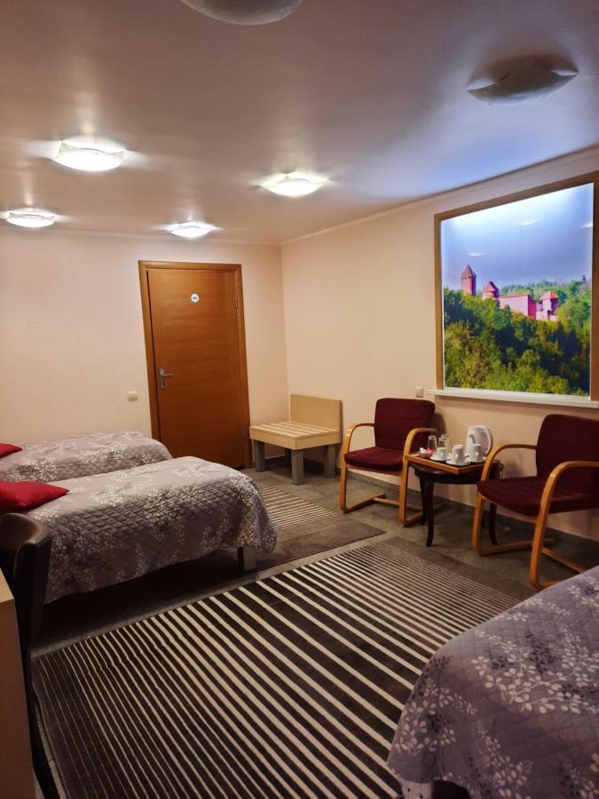 Hotel Pils With Self-Check In Sigulda Esterno foto