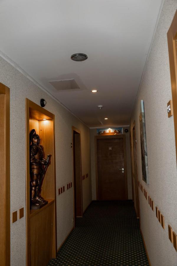 Hotel Pils With Self-Check In Sigulda Esterno foto