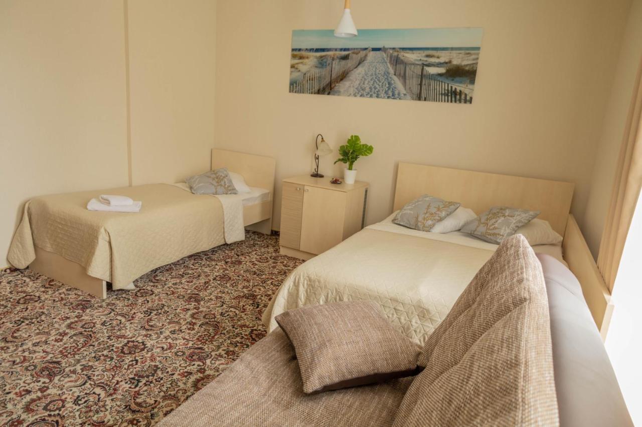 Hotel Pils With Self-Check In Sigulda Esterno foto