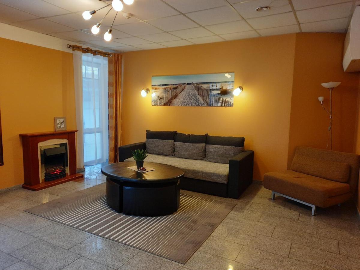 Hotel Pils With Self-Check In Sigulda Esterno foto