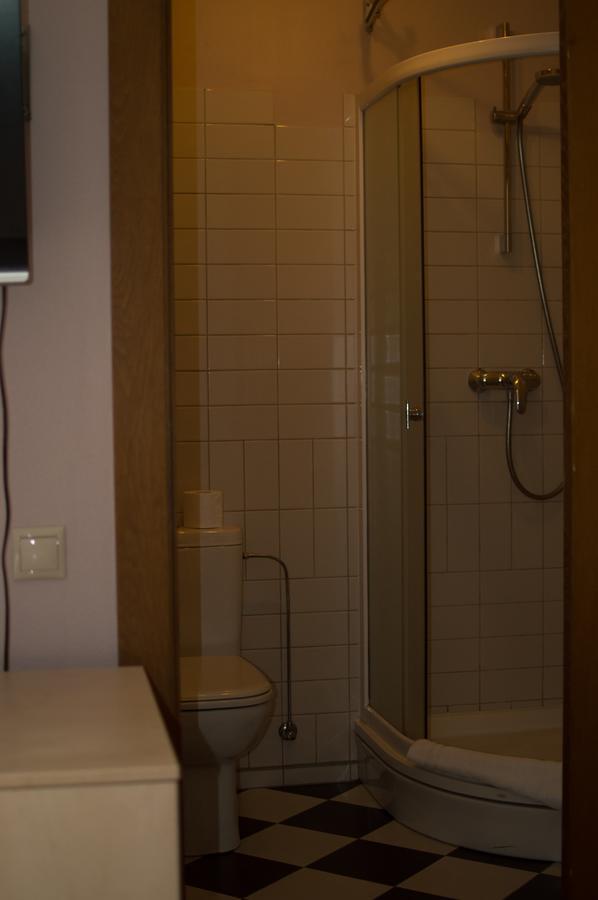 Hotel Pils With Self-Check In Sigulda Esterno foto